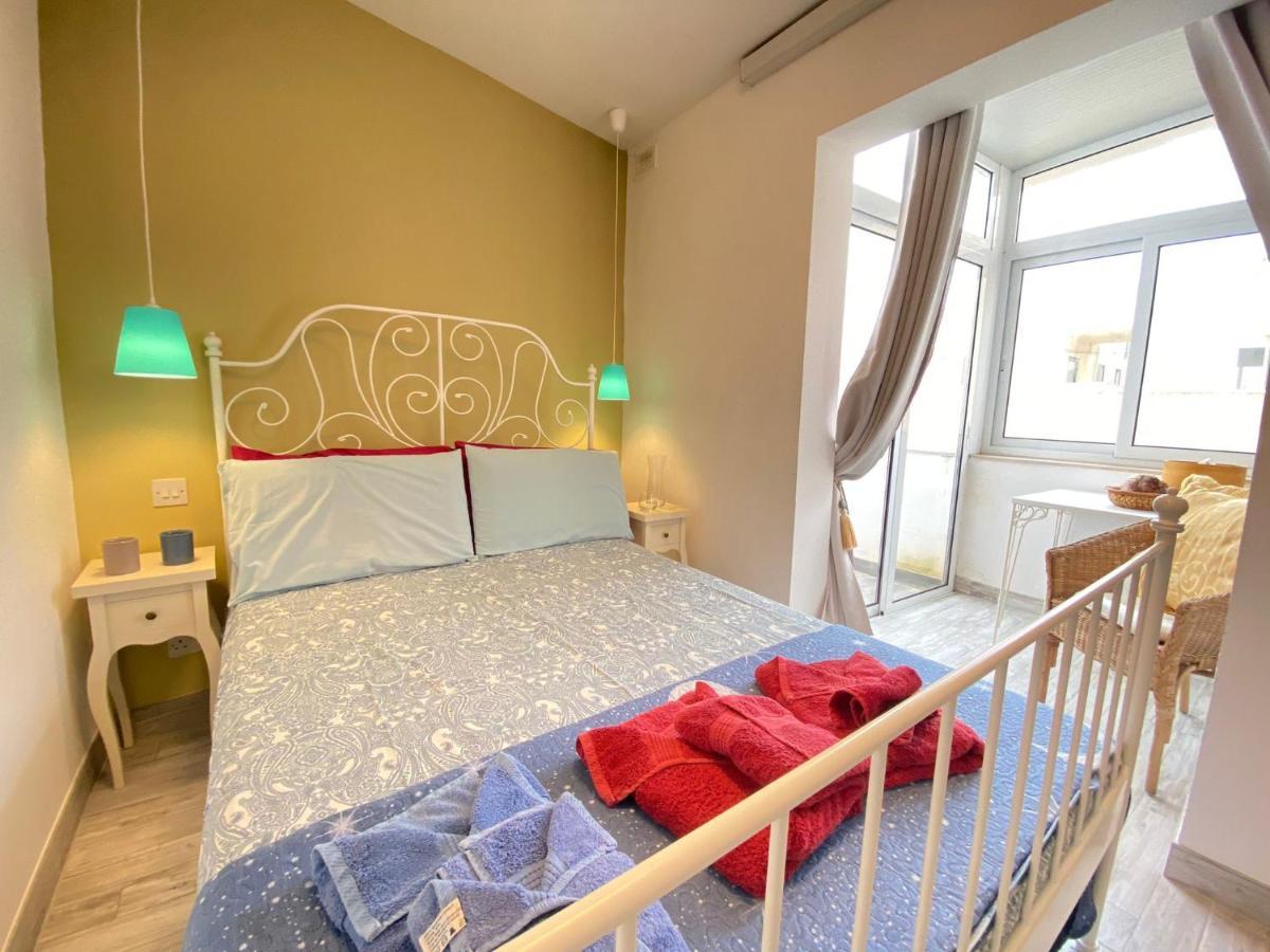 Penthouse "Maltese Scent" Apartment Mellieha Ngoại thất bức ảnh